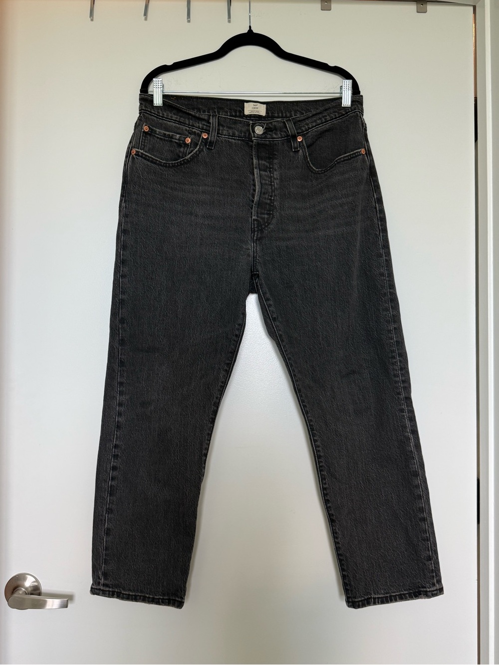 Levi’s 501 crop black jeans